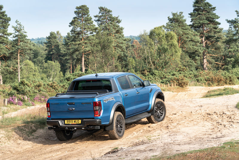 Illustration for article titled The 2019 Ford Ranger Raptor Is a Hilarious Monster on Tight Roads